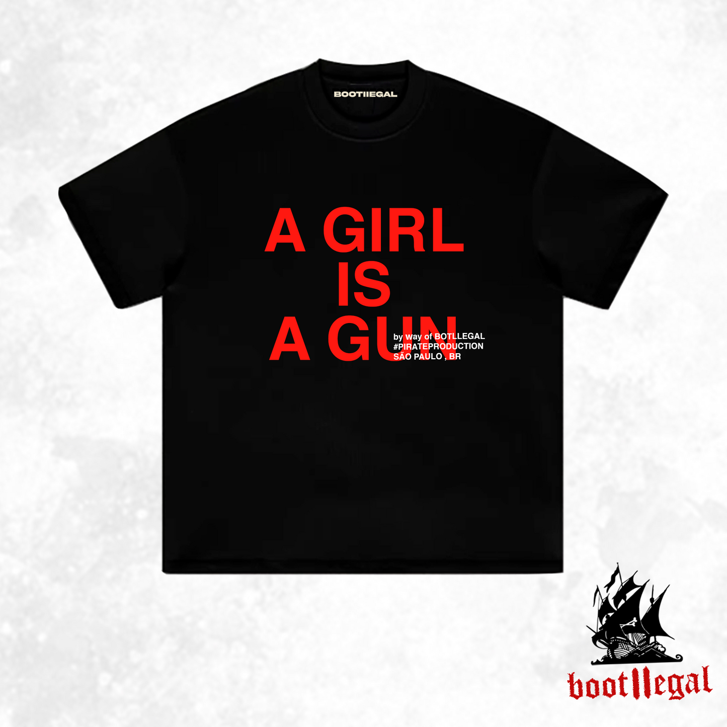 Camiseta Oversize "Girl is a Gun"